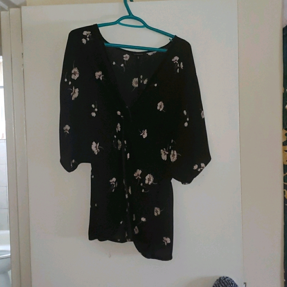Dynamite black floral blouse